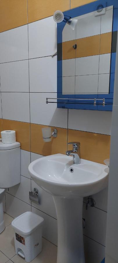 Apartment Tinka In Saranda Екстер'єр фото