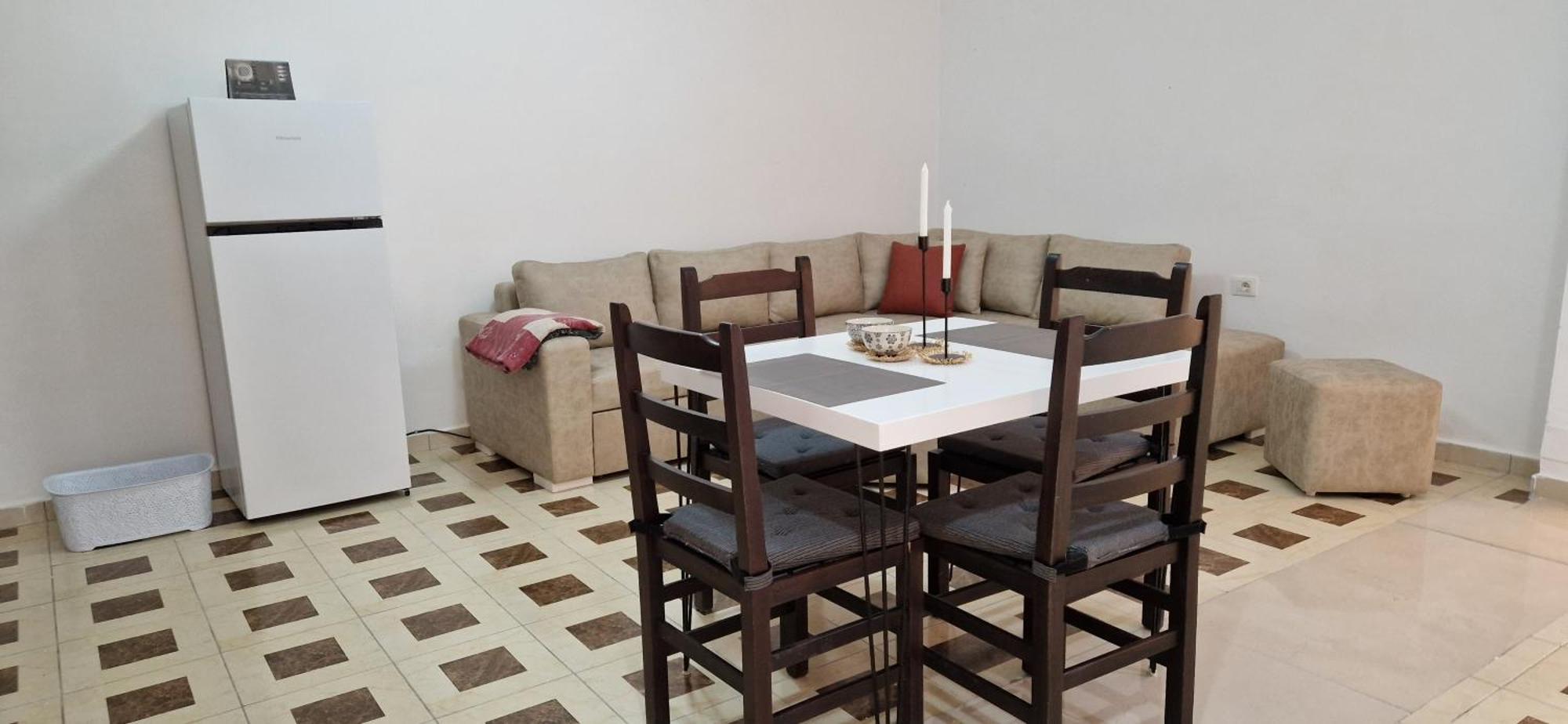 Apartment Tinka In Saranda Екстер'єр фото