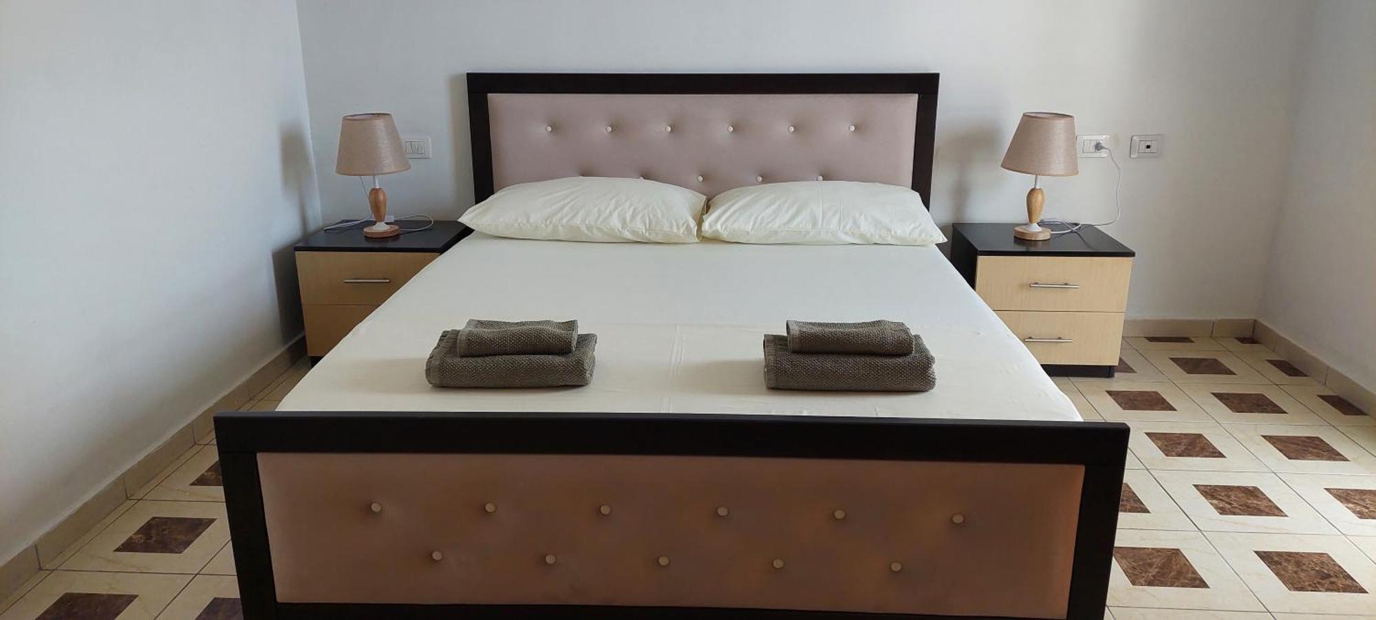 Apartment Tinka In Saranda Екстер'єр фото